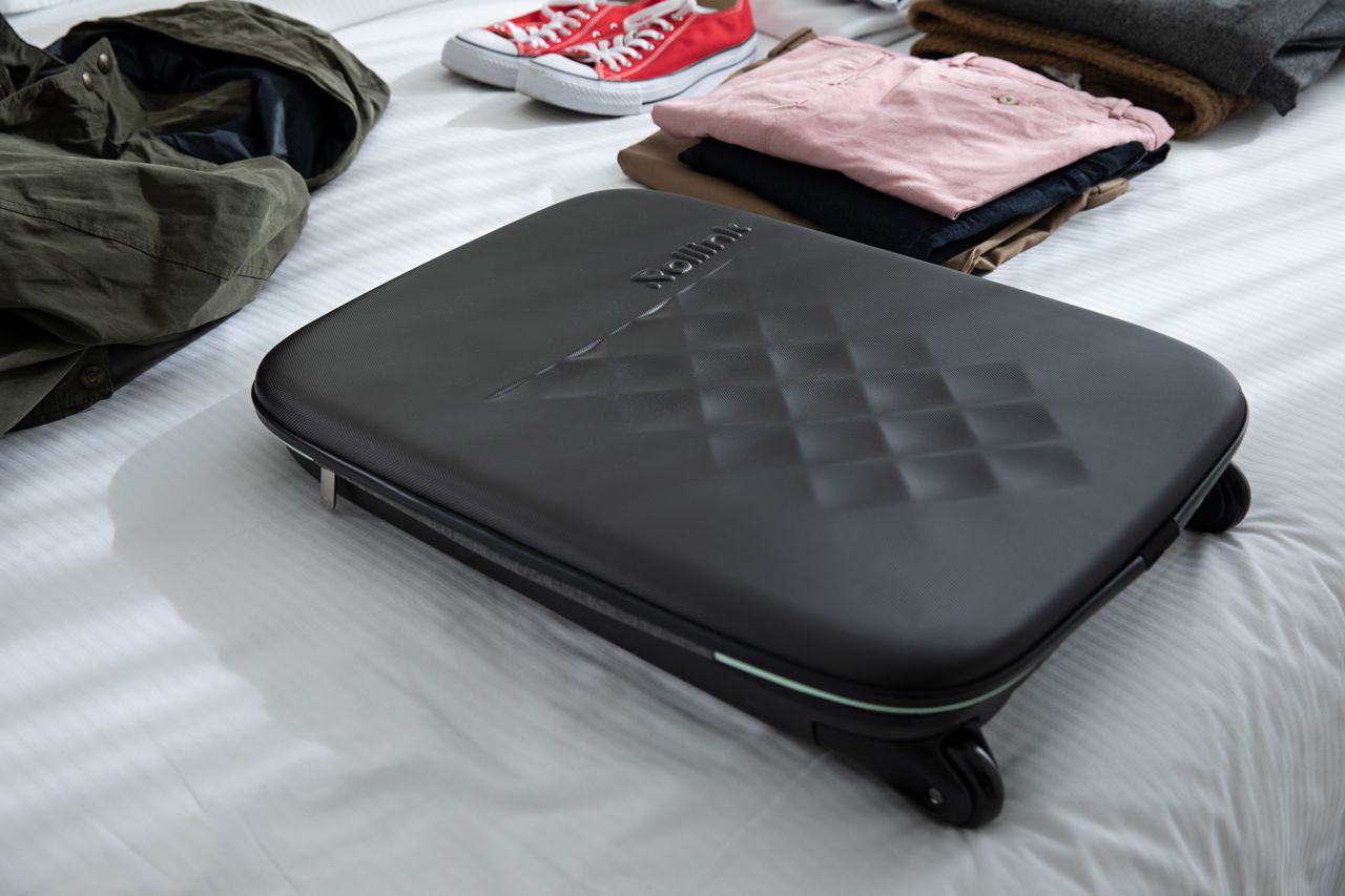 Flex Earth 21” Collapsible Suitcase